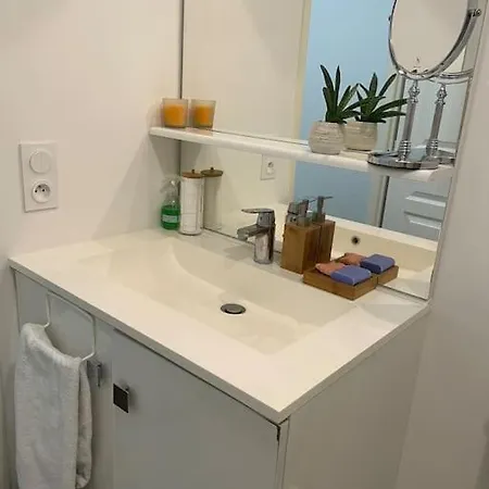 Chic Studio Pres De Paris La Defense *