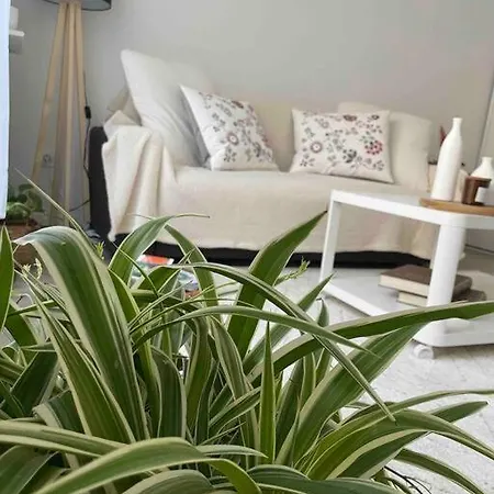 아파트 Chic Studio Pres De Paris La Defense *